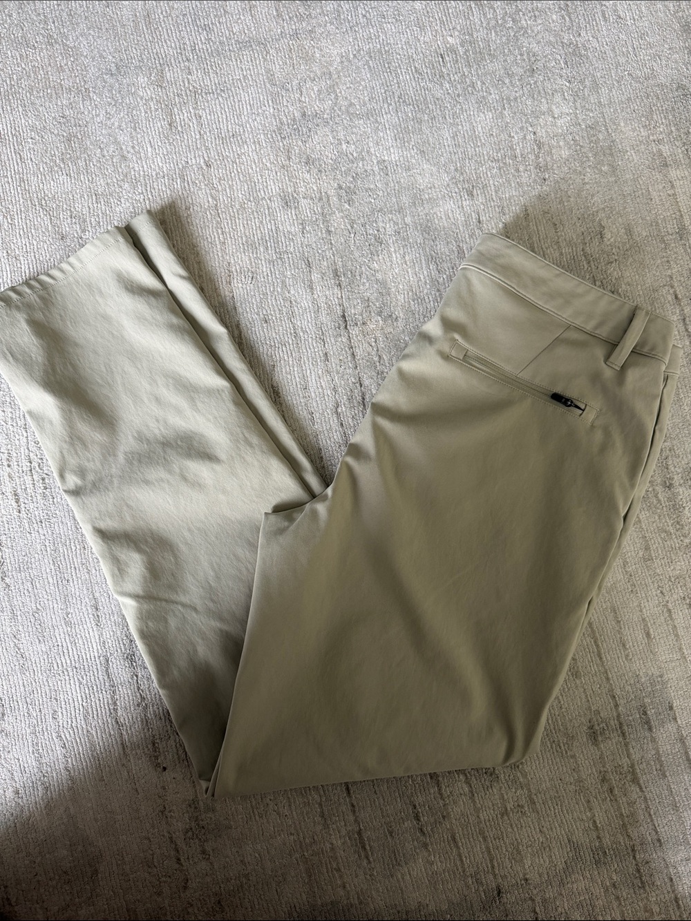 Vuori Cascade Tech Chino Pant Athletic Slim Fit 32x32